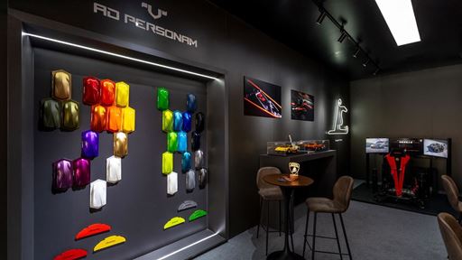 Lamborghini POP UP SPACE Held at Shanghai s Zhang Yuan