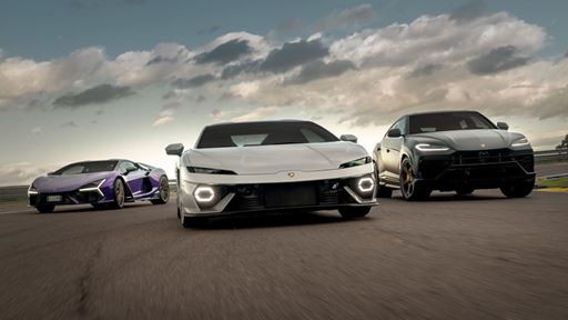 Lamborghini: the new hybrid range collects awards worldwide