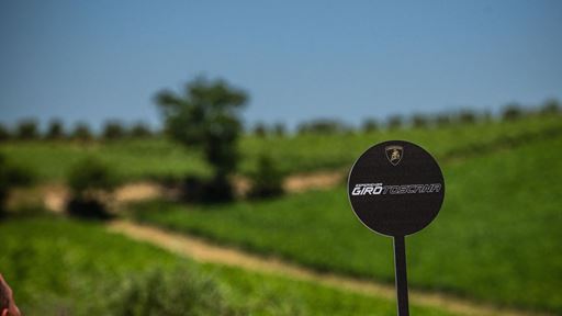 Lamborghini Esperienza Giro Toscana 2025