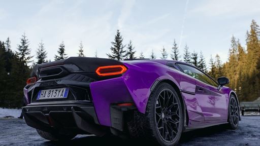 SHEdrivesaLambo Courchevel Edition