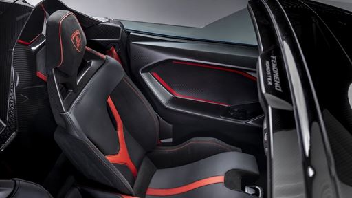 Fenomeno Roadster Interior