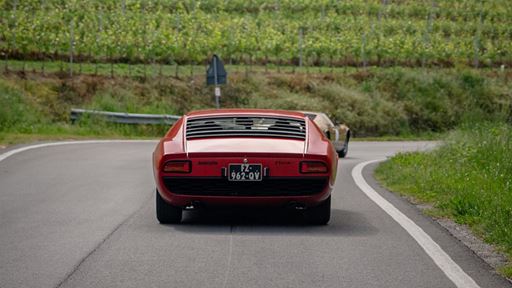 Lamborghini Miura Tour