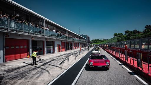 Lamborghini Miura Tour