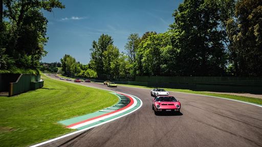 Lamborghini Miura Tour