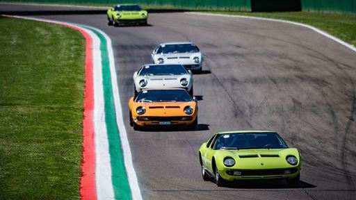 Lamborghini Miura Tour