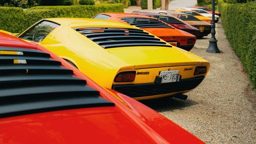 Lamborghini Miura Tour