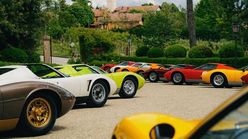 Lamborghini Miura Tour