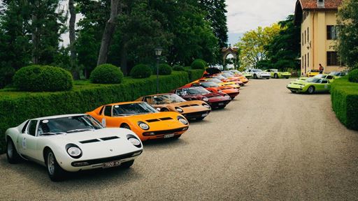 Lamborghini Miura Tour