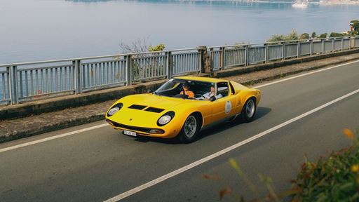 Lamborghini Miura Tour