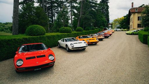 Lamborghini Miura Tour