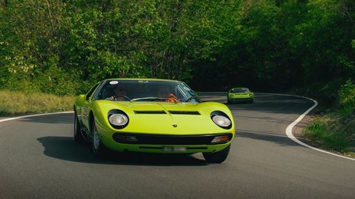 Lamborghini Miura Tour
