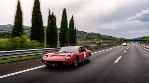 Lamborghini Miura Tour