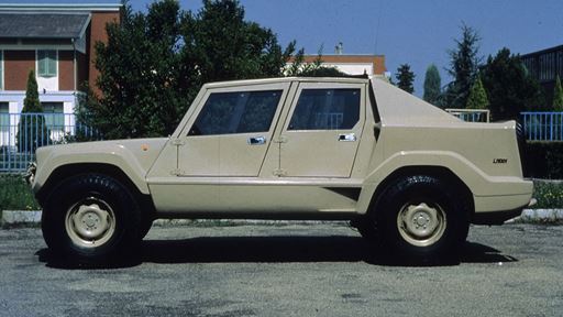 LM001 40th LM002 Copyright holders of this assets are welcome to contact Automobili Lamborghini S P A regarding any