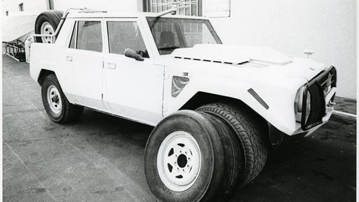 LMA 40th LM002 Copyright holders of this assets are welcome to contact Automobili Lamborghini S P A regarding any om