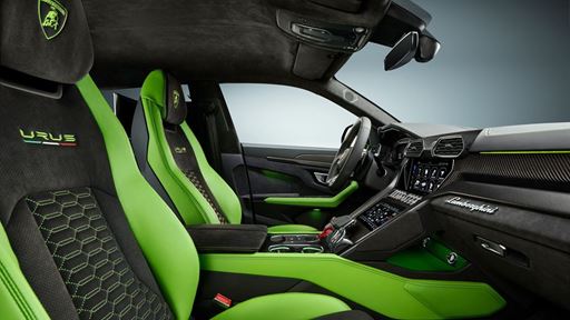 Lamborghini Urus Pearl Capsule Green