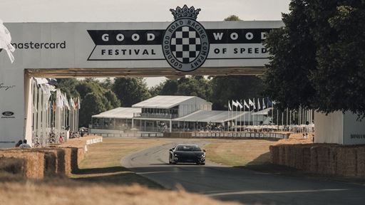 Urus SE Performante makes its first public appearance at Goodwood Festival of Speed