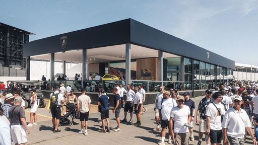 Urus SE Performante makes its first public appearance at Goodwood Festival of Speed