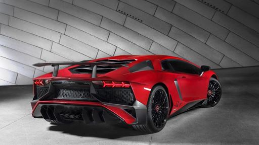 Aventador SV