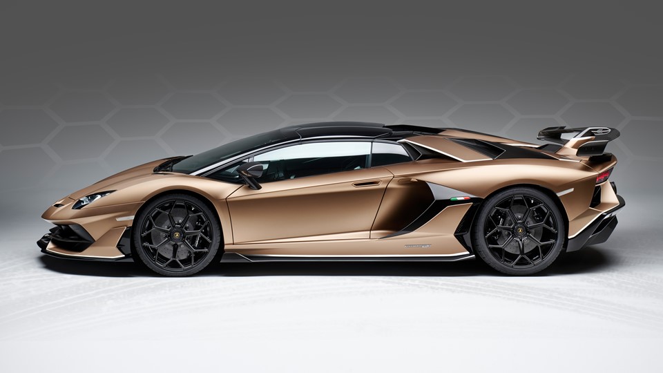 Aventador SVJ Roadster Side - 01