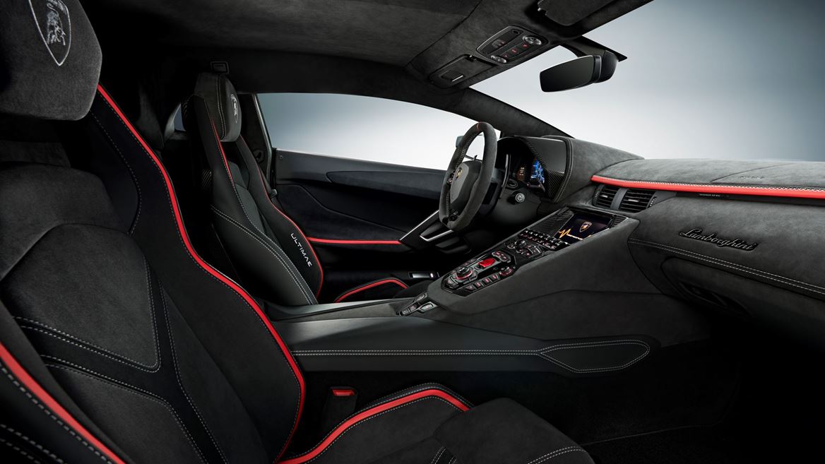 Aventador Ultimae Interior passenger side