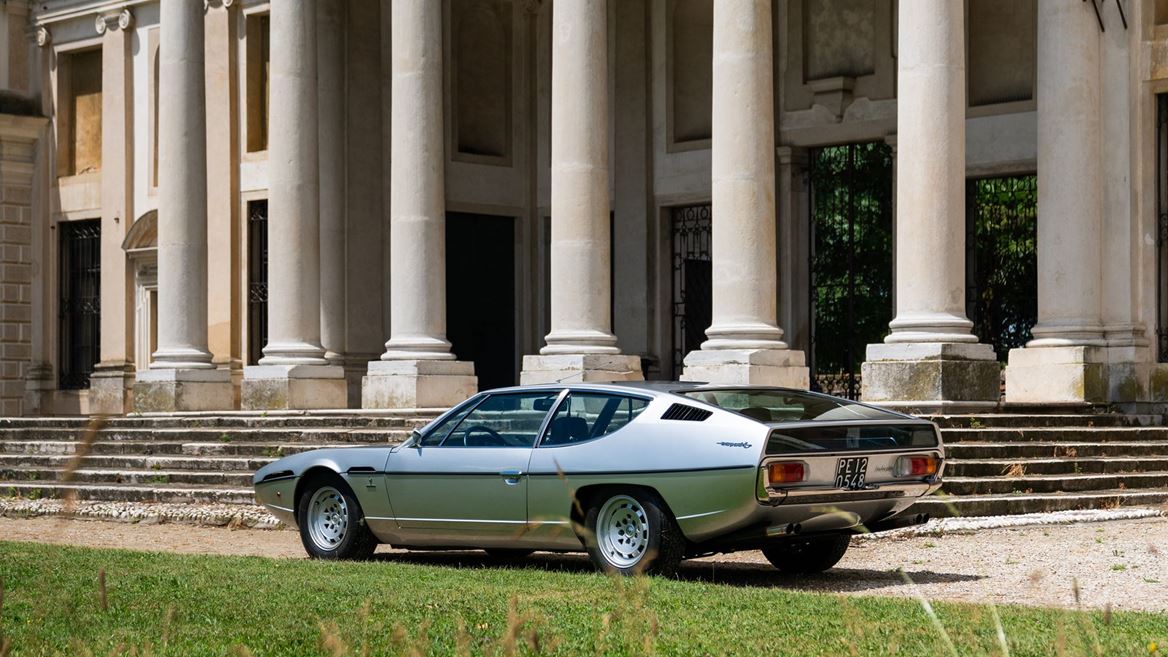 Espada 400 GT the legendary V12 Lamborghini