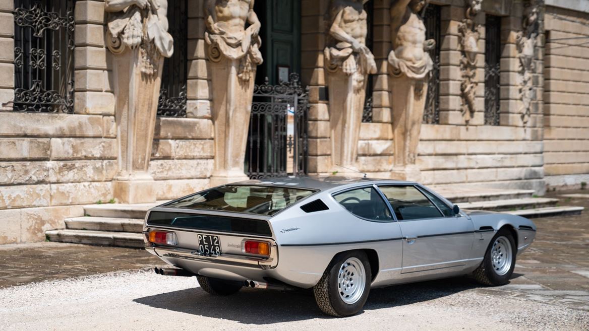 Espada 400 GT the legendary V12 Lamborghini