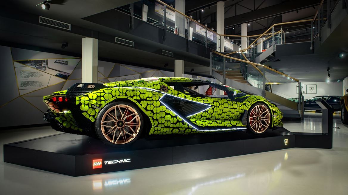 Lamborghini Sián FKP 37 LEGO Technic