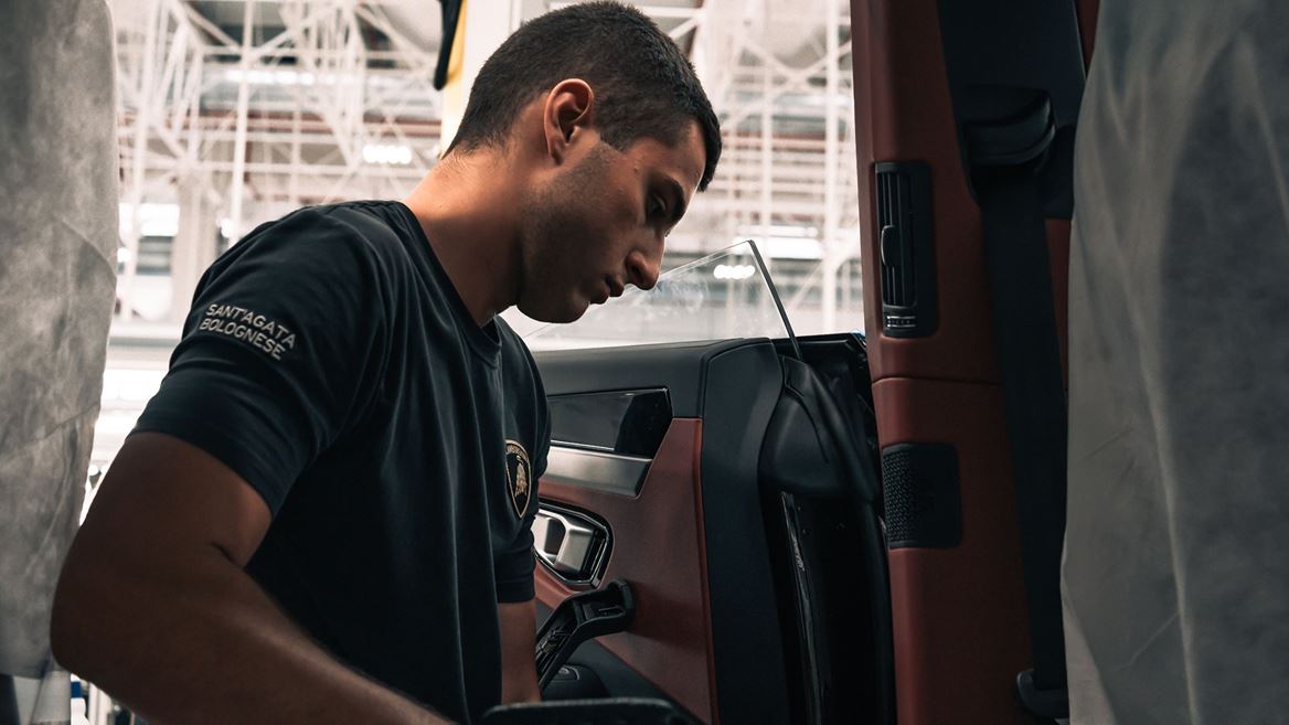 Automobili Lamborghini - Assembly Line Operator