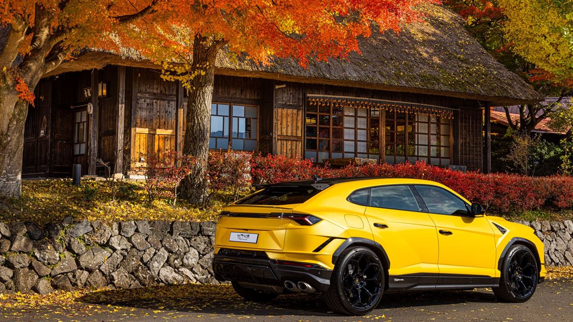 Day Japan Urus Performante