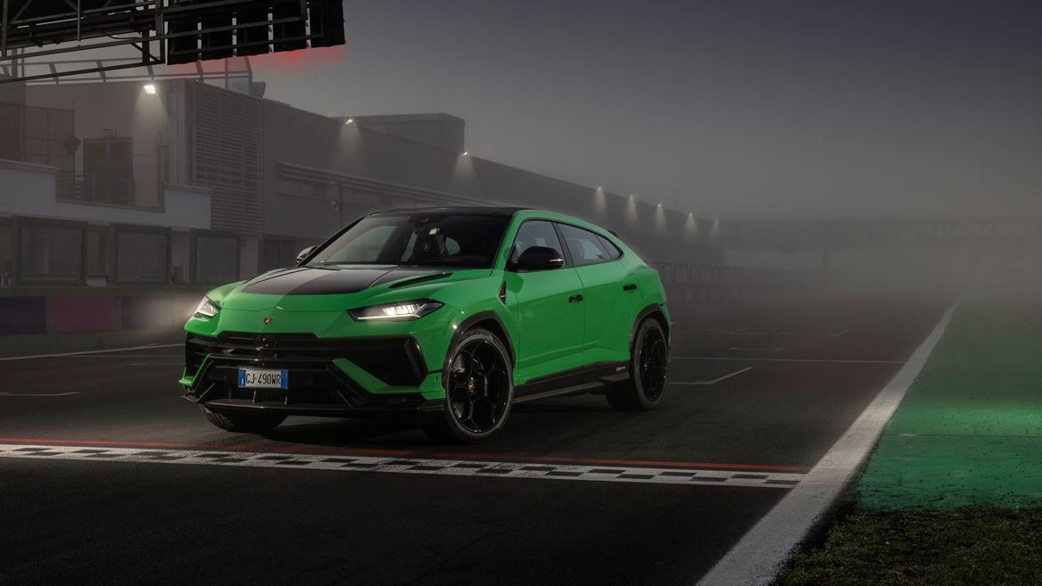 Automobili Lamborghini Urus Performante Viper Green