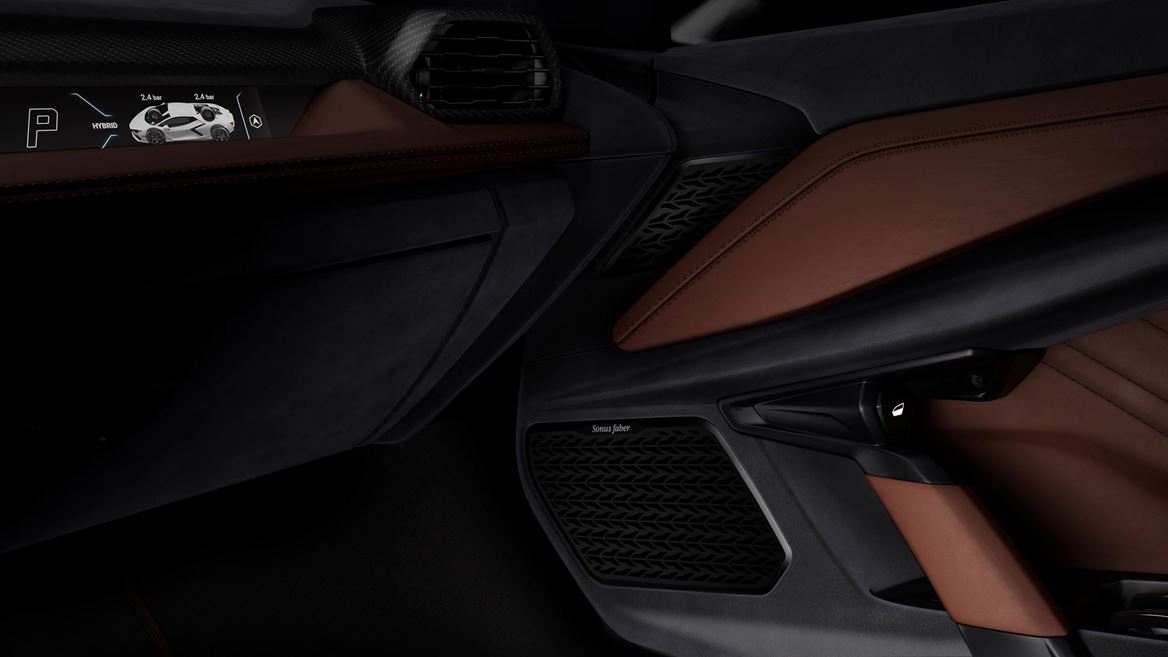 Automobili Lamborghini and Sonus faber announce first collaboration