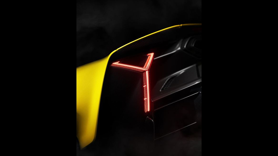 Lamborghini Fenomeno Details vertical Rear light