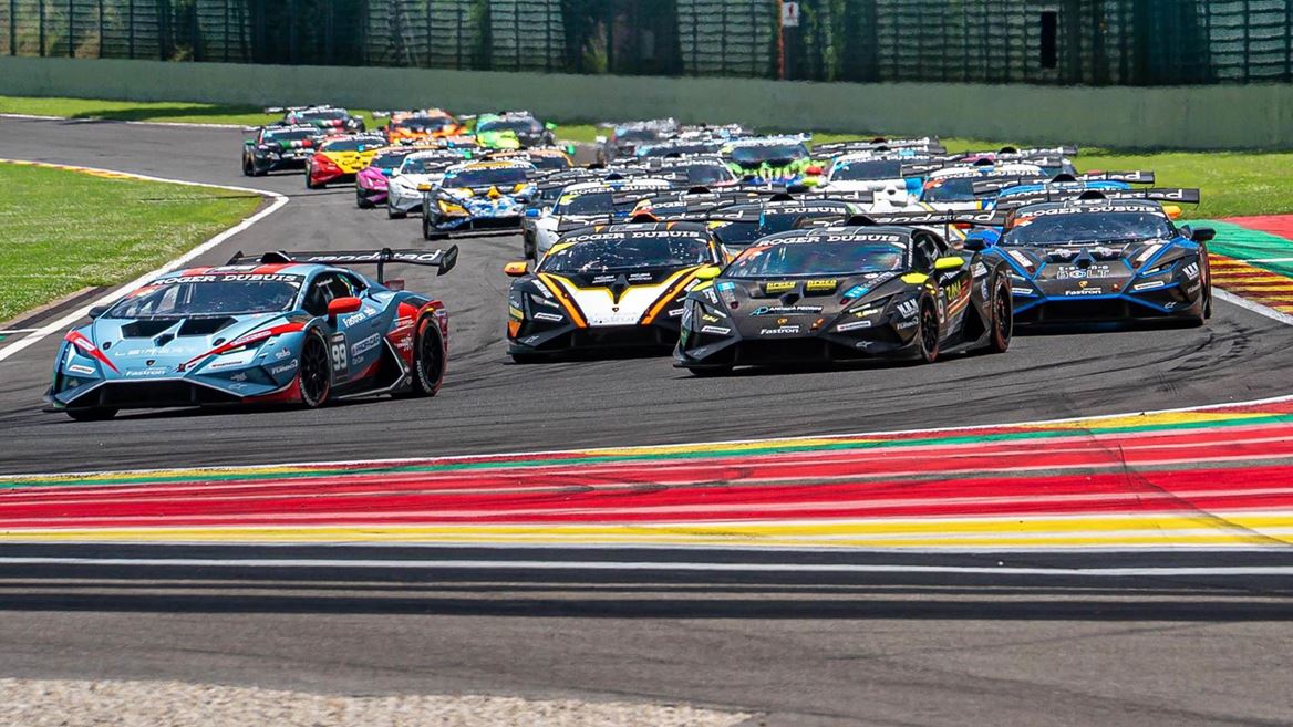 Lamborghini Super Trofeo Europe start