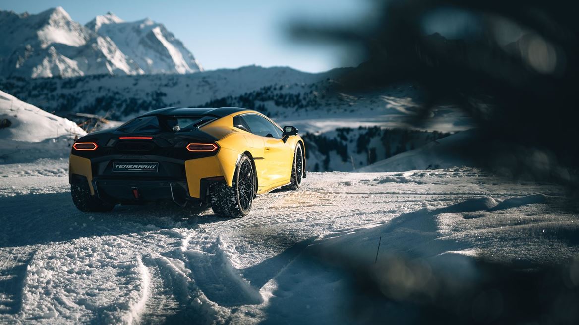 SHEdrivesaLambo Courchevel Edition