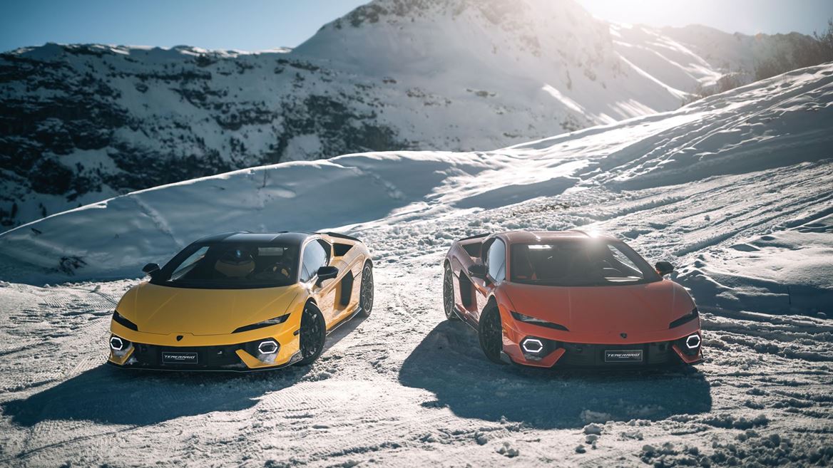 SHEdrivesaLambo Courchevel Edition