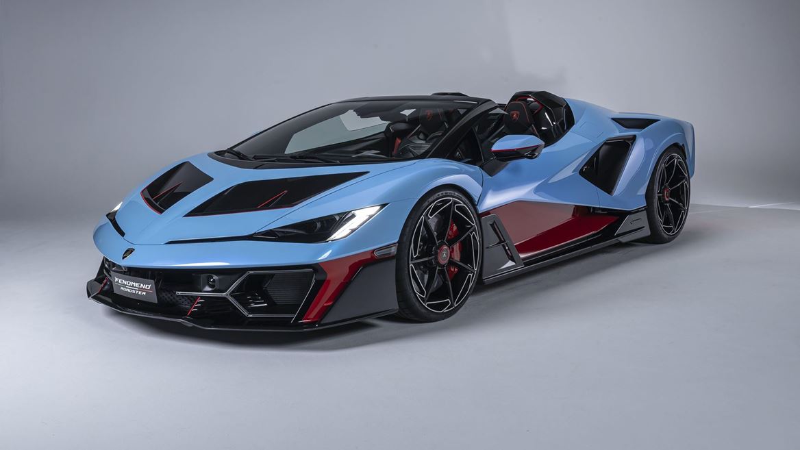 Fenomeno Roadster Studio