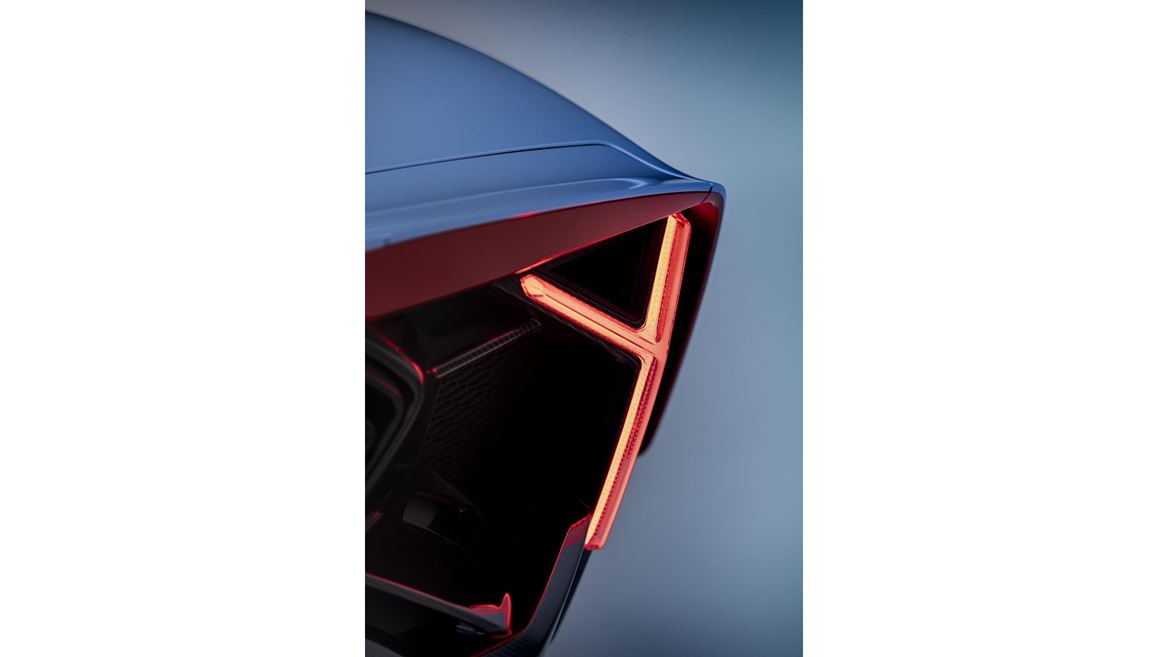 Fenomeno Roadster Details