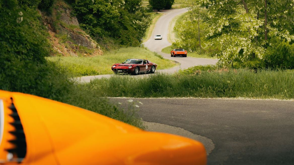 Lamborghini Miura Tour