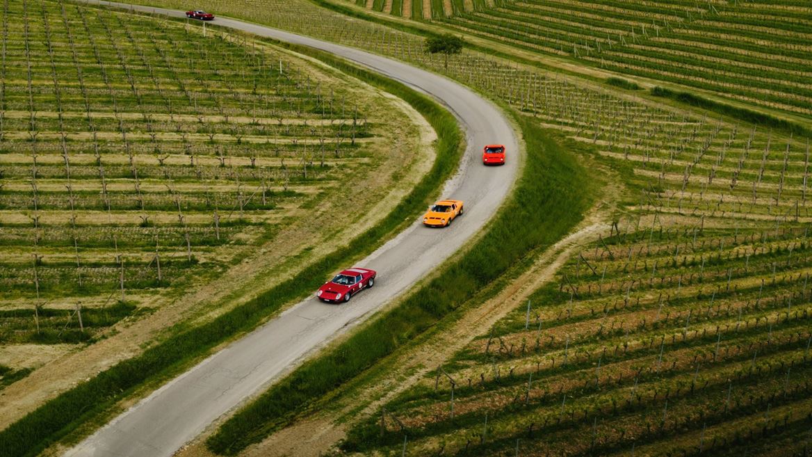Lamborghini Miura Tour