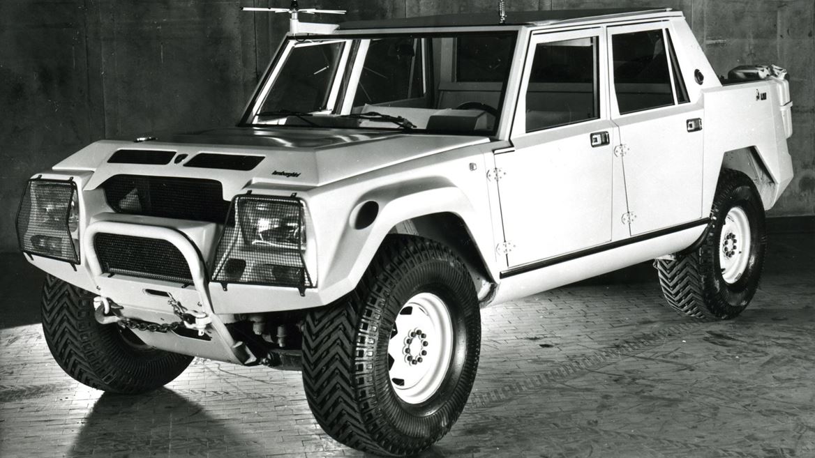 LMA 40th LM002 Copyright holders of this assets are welcome to contact Automobili Lamborghini S P A regarding any om