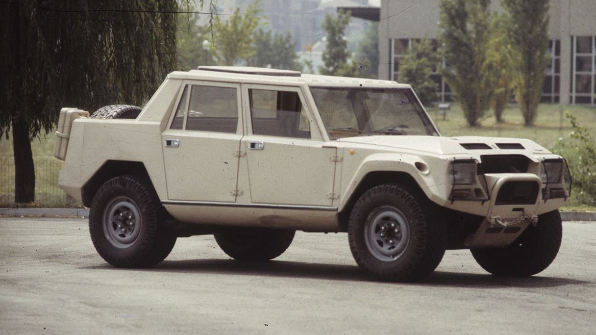 LMA 40th LM002 Copyright holders of this assets are welcome to contact Automobili Lamborghini S P A regarding any om