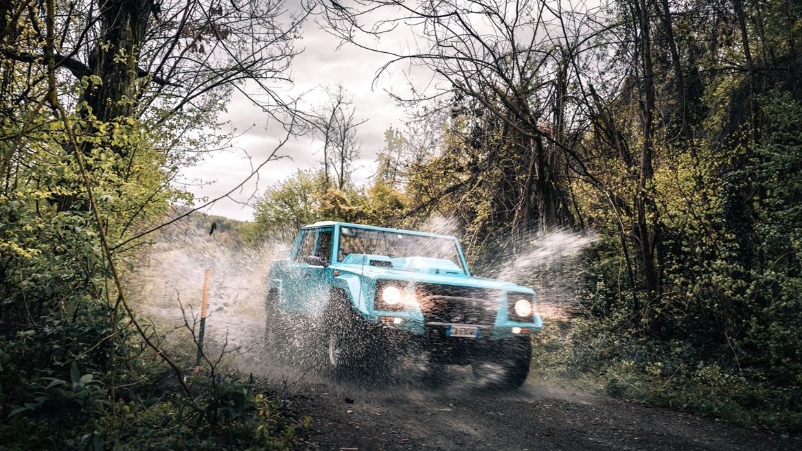 Lamborghini LM002
