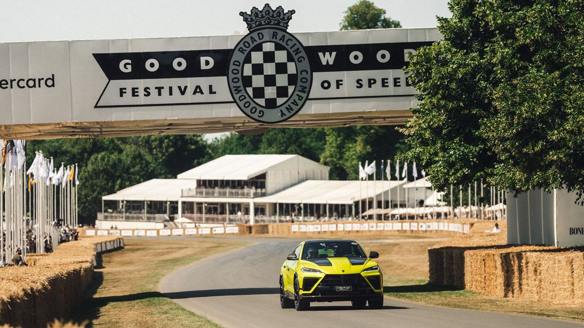 Urus SE Performante makes its first public appearance at Goodwood Festival of Speed
