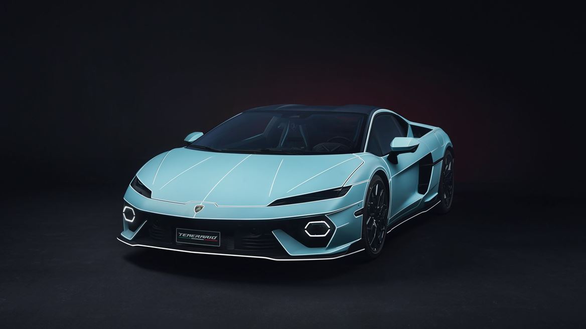 Lamborghini Temerario Ad Personam in Celeste Fedra and Bianco Phanes