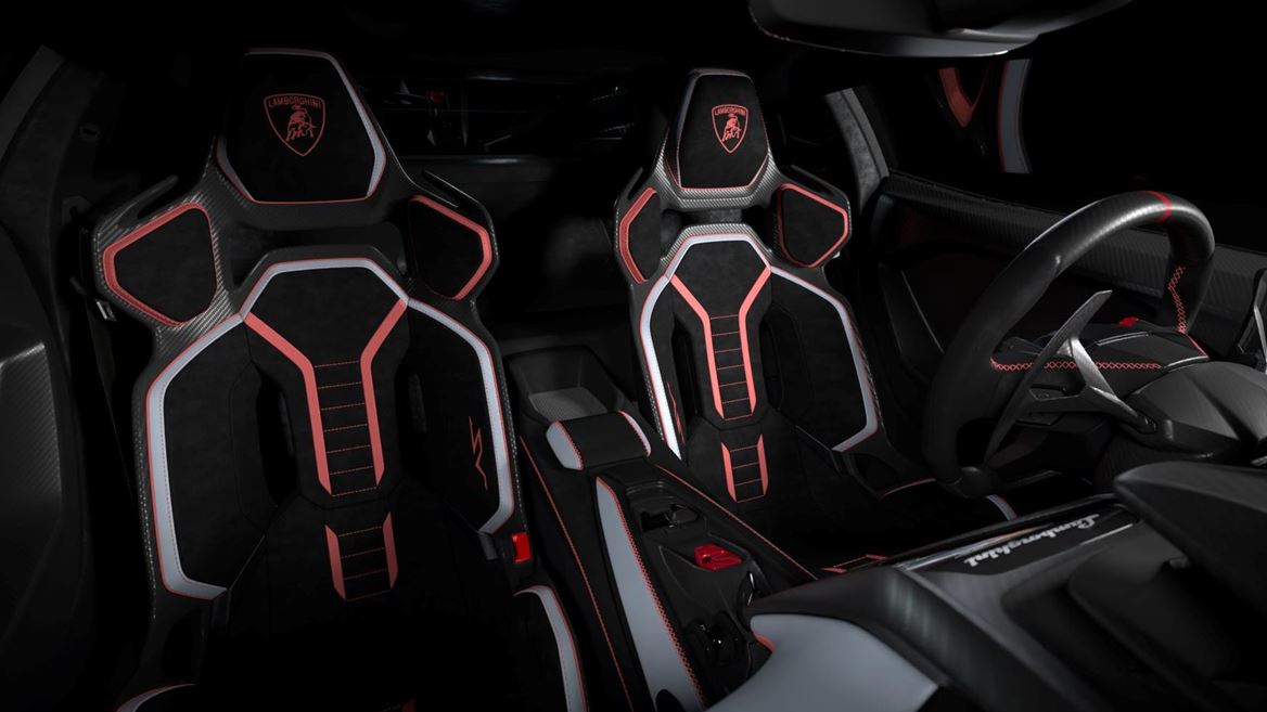 Revuelto SV