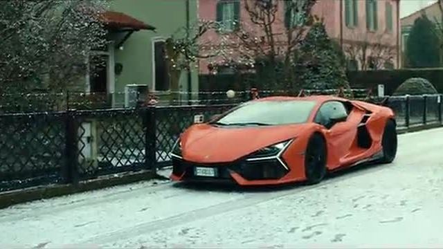 Automobili Lamborghini Christmas 2024