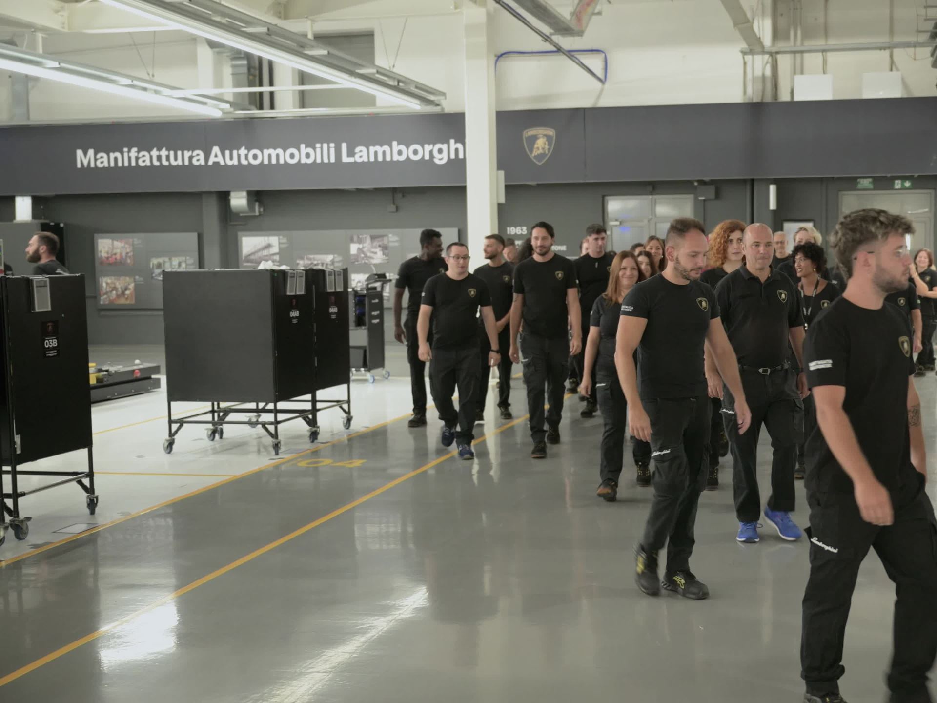 lamborghini-inaugurates-its-new-selleria