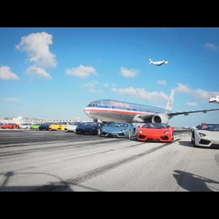 Lamborghini Aventador LP 700-4 Roadster High Speed Demonstration at Miami International Airport Runway