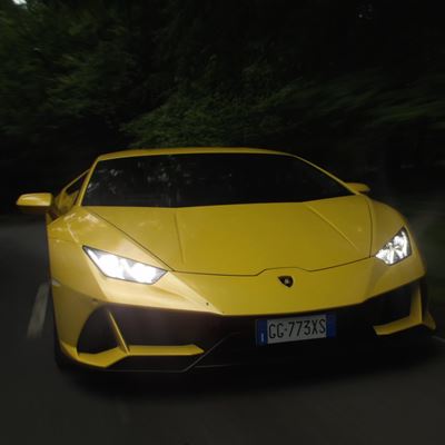 Duke of Richmond Goodwood Huracan EVO - Subtitled