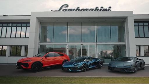 she-drives-a-lambo